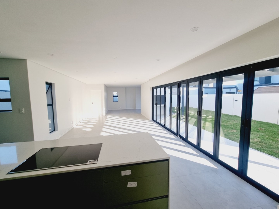 4 Bedroom Property for Sale in Sandown Western Cape